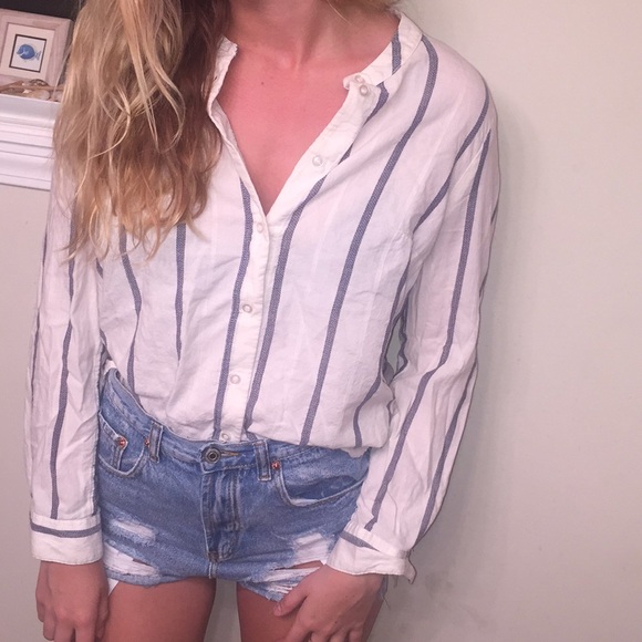 H&M Tops - business/ casual button down